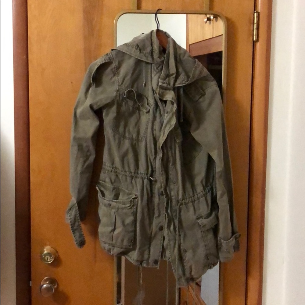 Aritzia army green jacket